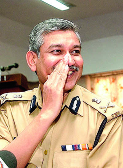 ​Ex-DGP's pistol found in another IPS officer's home​