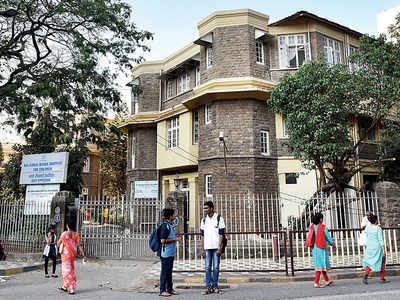 Treat poor for free or lose funds, Wadia hospitals told