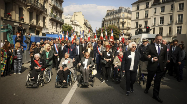 Holocaust survivors gather