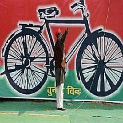 SP likely to form next govt in UP