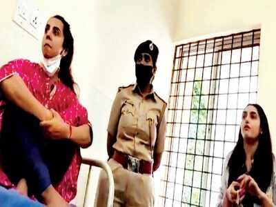 Sanjjanaa, Ragini, other 4 accused to stay in custody till Monday