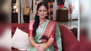 Simran to Kajal Aggarwal: Five popular Tamil actresses who started ...