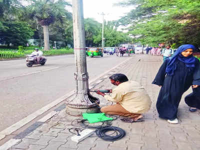 New covers and locks secure heritage lamp posts