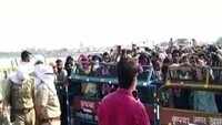 Watch: Migrant labourers create ruckus after police stop them in UP’s Amroha 