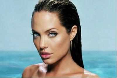 Is Angelina Jolie feuding with Charlize Theron?