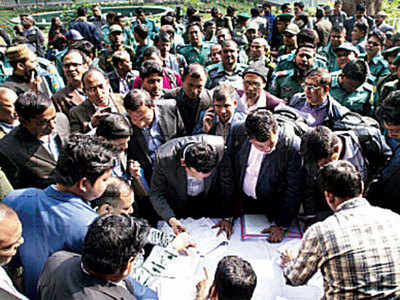 6 lakh security guard 40K booths in Bangladesh polls