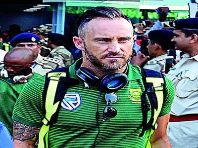Plessis takes over: RCB skipper’s nod to Virat Kohli