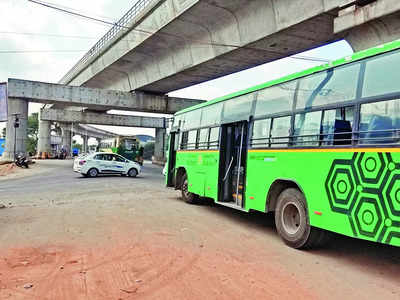 Bus passengers’ plea: Can we pay for tickets online?