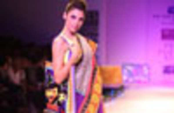 I wanted to make the sari cooler: Nida