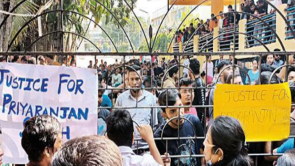 West Bengal: Student dead, ragging complaint against 9 seniors