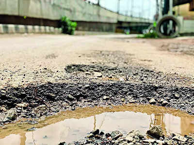 High Court takes BBMP to task over potholes