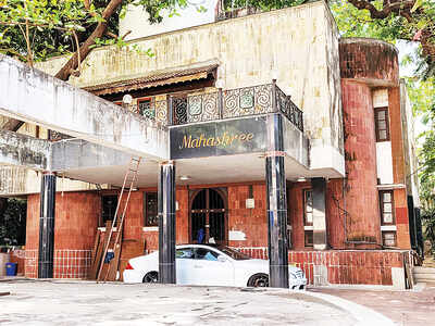 Leading diamond trader’s home seized over Rs 140 cr dues