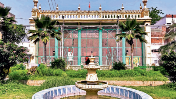 Crumbling Badshahi Ashoorkhana on the cusp of resurrection