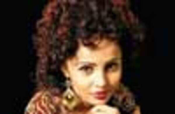 Hashika to make her acting debut
