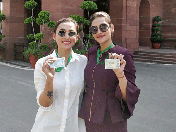 So what's wrong with Nusrat Jahan and Mimi Chakraborty's Parliament wardrobe, exactly?