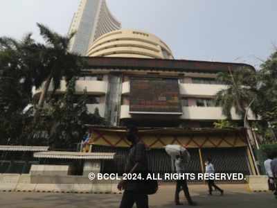 Equities in red, Sensex falls 700 points