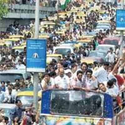 Victory run bowls out traffic cops