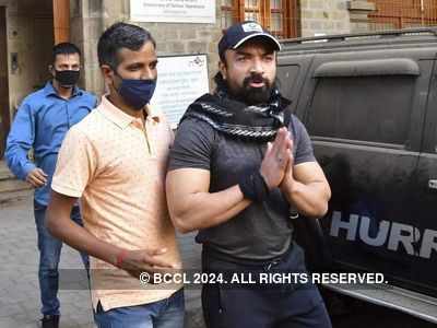 Ajaz Khan's interrogation leads NCB to recover drugs from TV actor's house