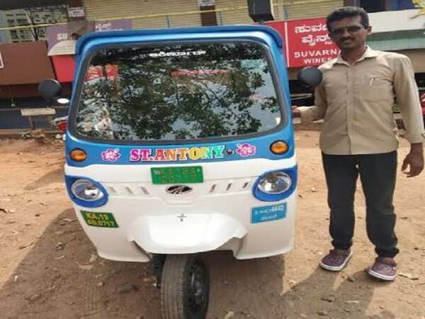 Sole electric auto driver in Dakshina Kannada