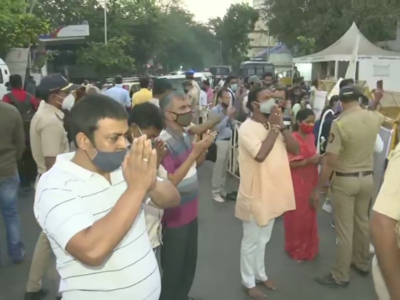Photos: Devotees offer prayers outside Siddhivinayak Temple on Angarki Chaturthi