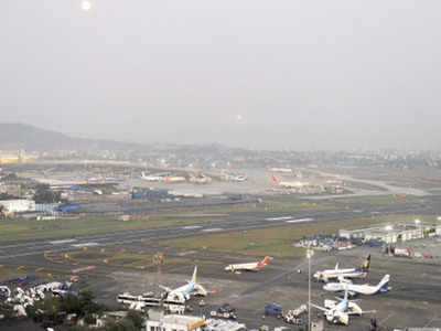 Immigration officer jumps from Mumbai airport building