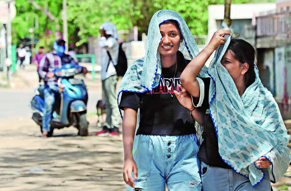 Ahmedabad: City scorches at 44.4°C, heatwave to persist