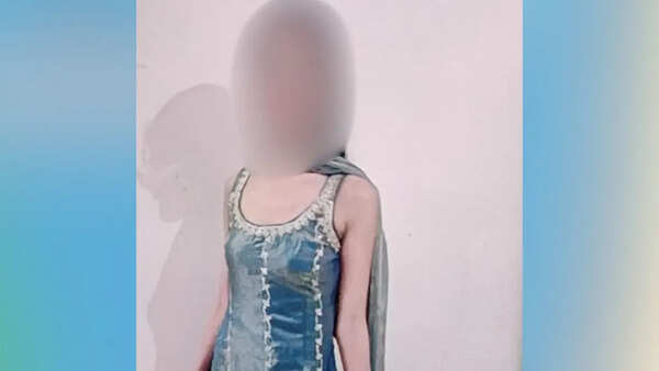15-year-old girl dies after jumping from 15th floor over mother’s scolding in Ghaziabad