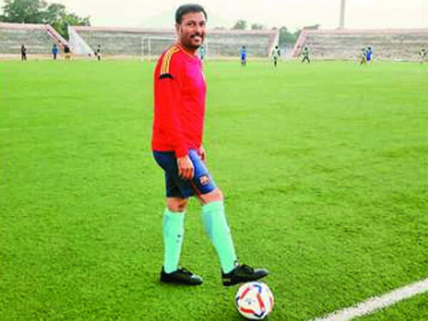Jharkhand: Polls over, anxious netas head home to unwind