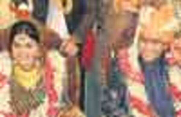 Mrs Dhoni's an incurable romantic
