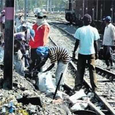Rlys to employ ragpickers