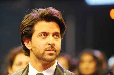 Hrithik escapes Istanbul airport attack