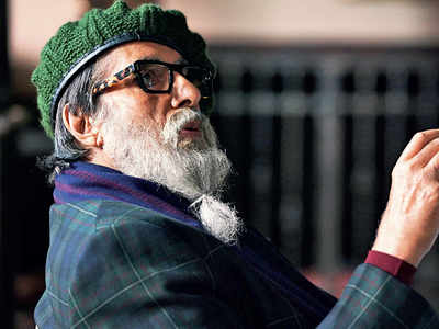 Chehre first look: Amitabh Bachchan shares a picture from the set