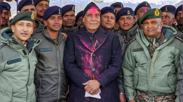 Celebrated Holi with Army jawans in Leh