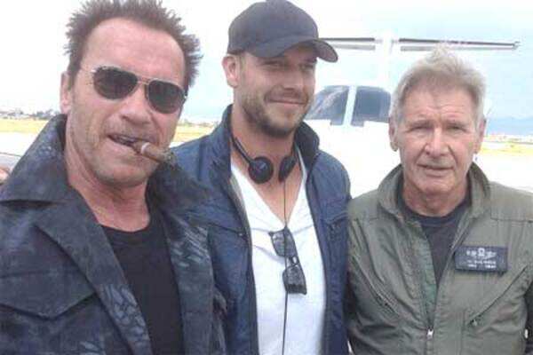 Arnold Schwarzenegger gets ready for 'The Expendables 3'