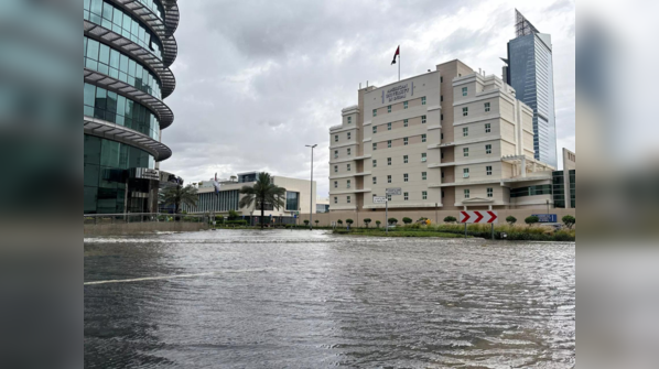 Exceptional weather: Heavy rains, thunderstorms hit UAE and surrounding ...