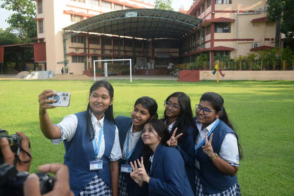 State sees drop in CBSE Class XII pass %age