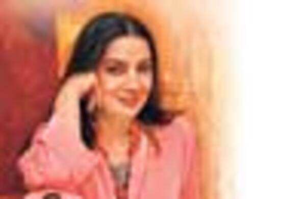 Bollywood walks for Shabana