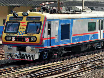Western Railways may allow commuters with first class pass to board AC local train