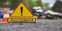 Thane: Cement mixer truck topples along road while descending the Yeoor hills 