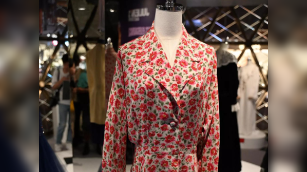 Princess Diana's iconic dresses put on a 12-day exhibition in Hong Kong