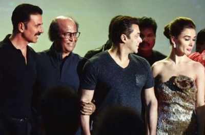 Salman Khan gatecrashes '2.0' first look event