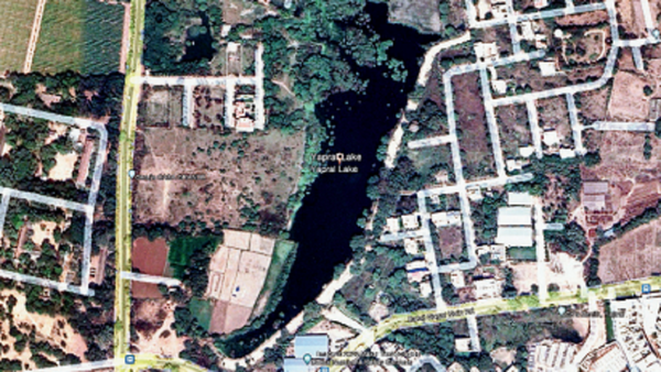 Yapral lake’s pollution threatens its existence