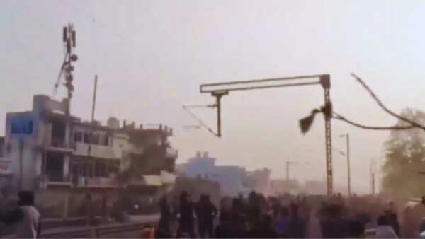 Encroachments on forest land: Stones pelted at cops during protest in Rishikesh, highway, trains blocked