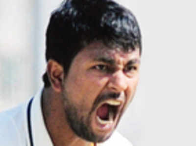 Ojha digs his own grave
