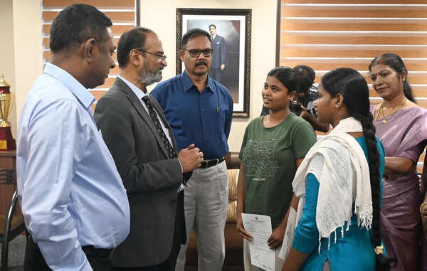 Ethiraj College grants free admission to daughters of two sanitation workers