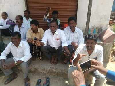 Telangana: Women aspirants forced to remove mangalasutras at village officers’ job test