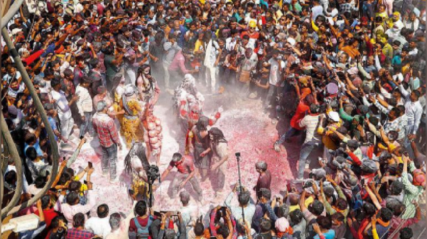 holi at us temples