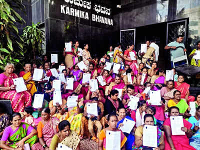 Domestic workers raise their voice, hold ‘application protest’