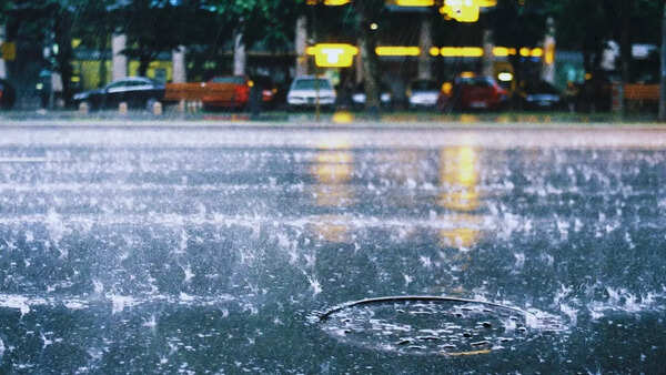 What’s the weather today: IMD forecasts widespread rain and snow in western Himalayas, cold wave in plains