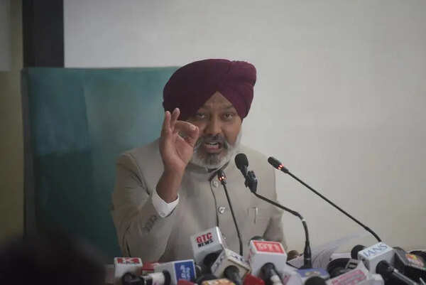 ED action against Arora politically motivated: AAP